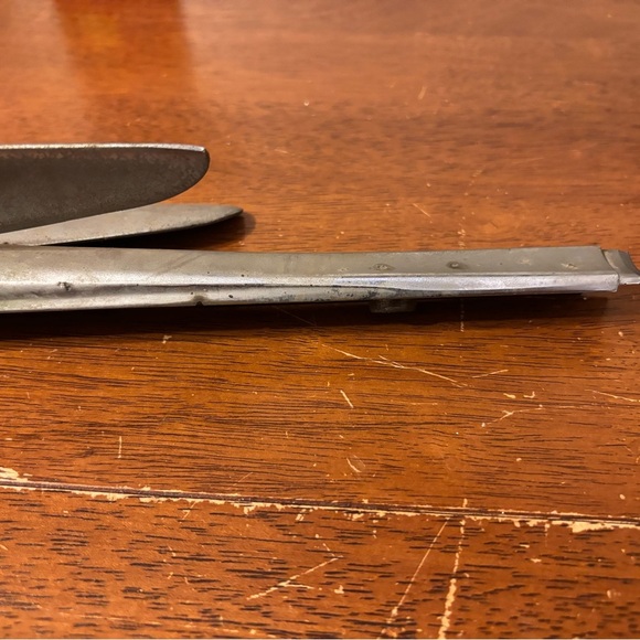 Later 1940s Cadillac Hood Ornament Latch Flying Goddess - Picture 12 of 16